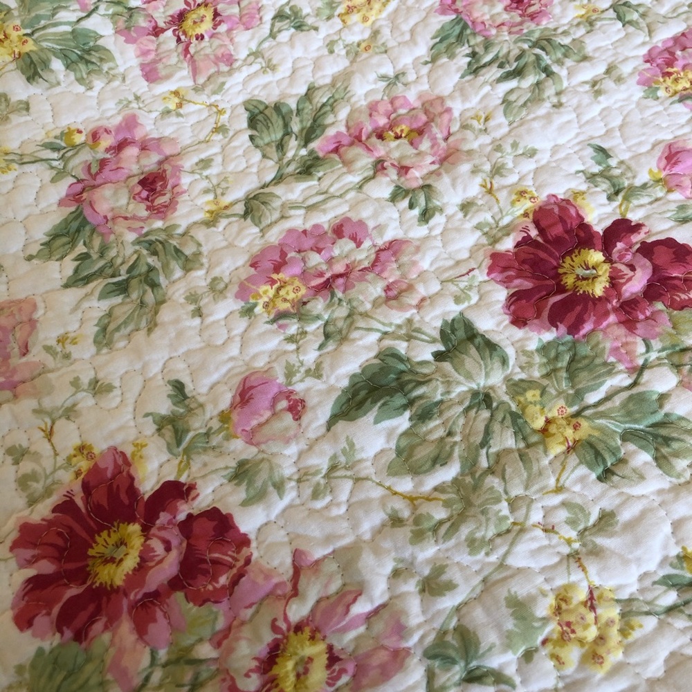 LauraAshley Floral Quilt